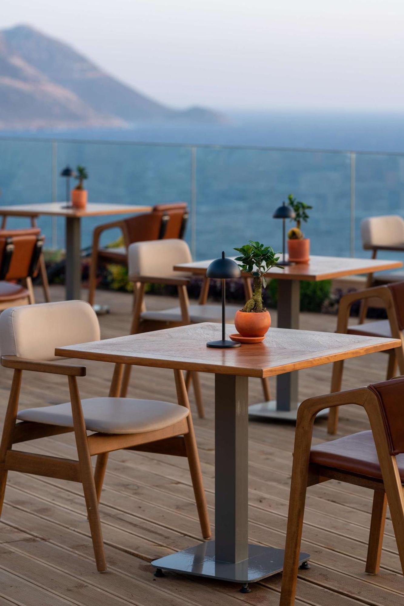 Radisson Blu Hotel, Kas Exterior photo