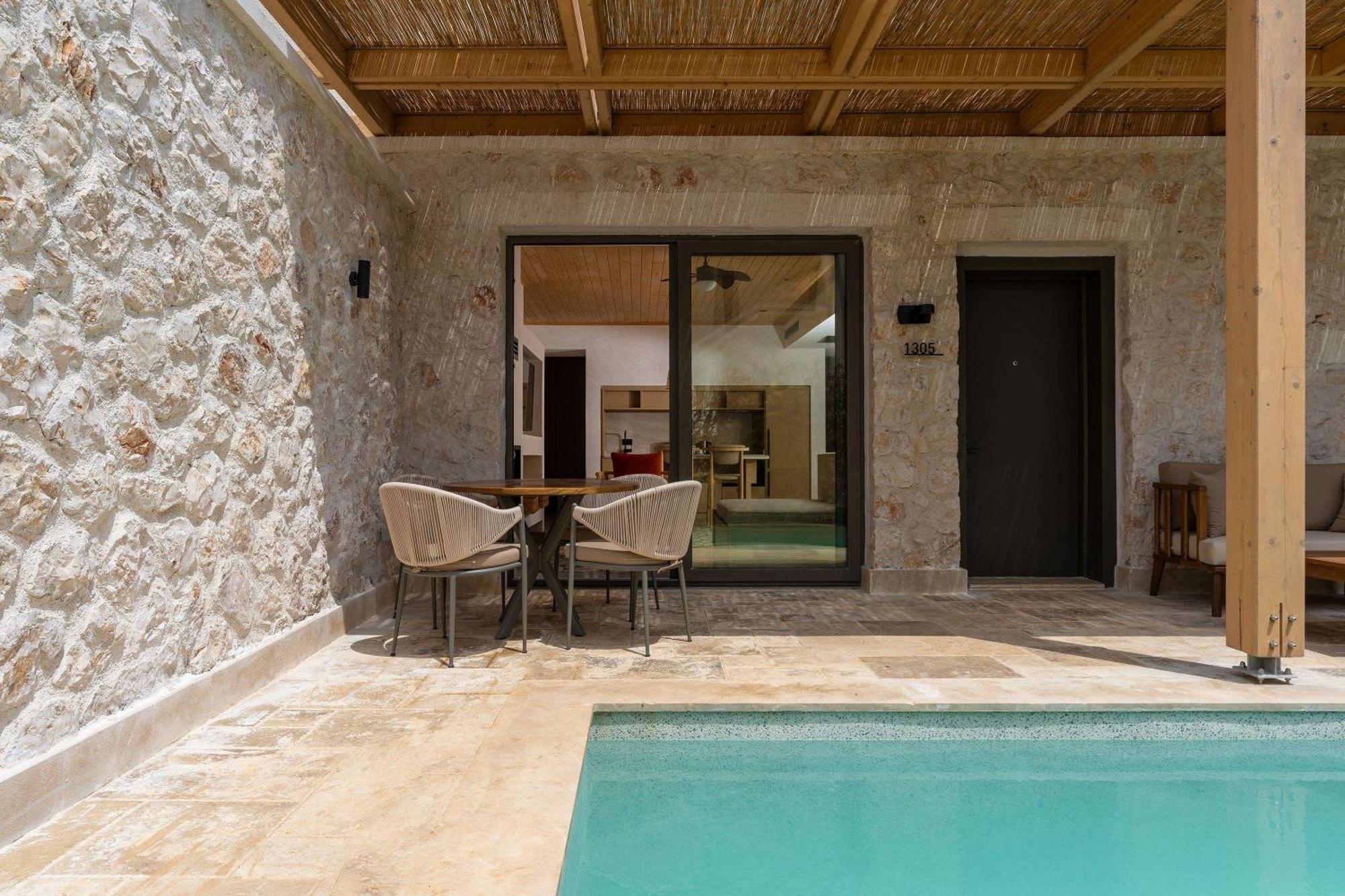 Radisson Blu Hotel, Kas Exterior photo