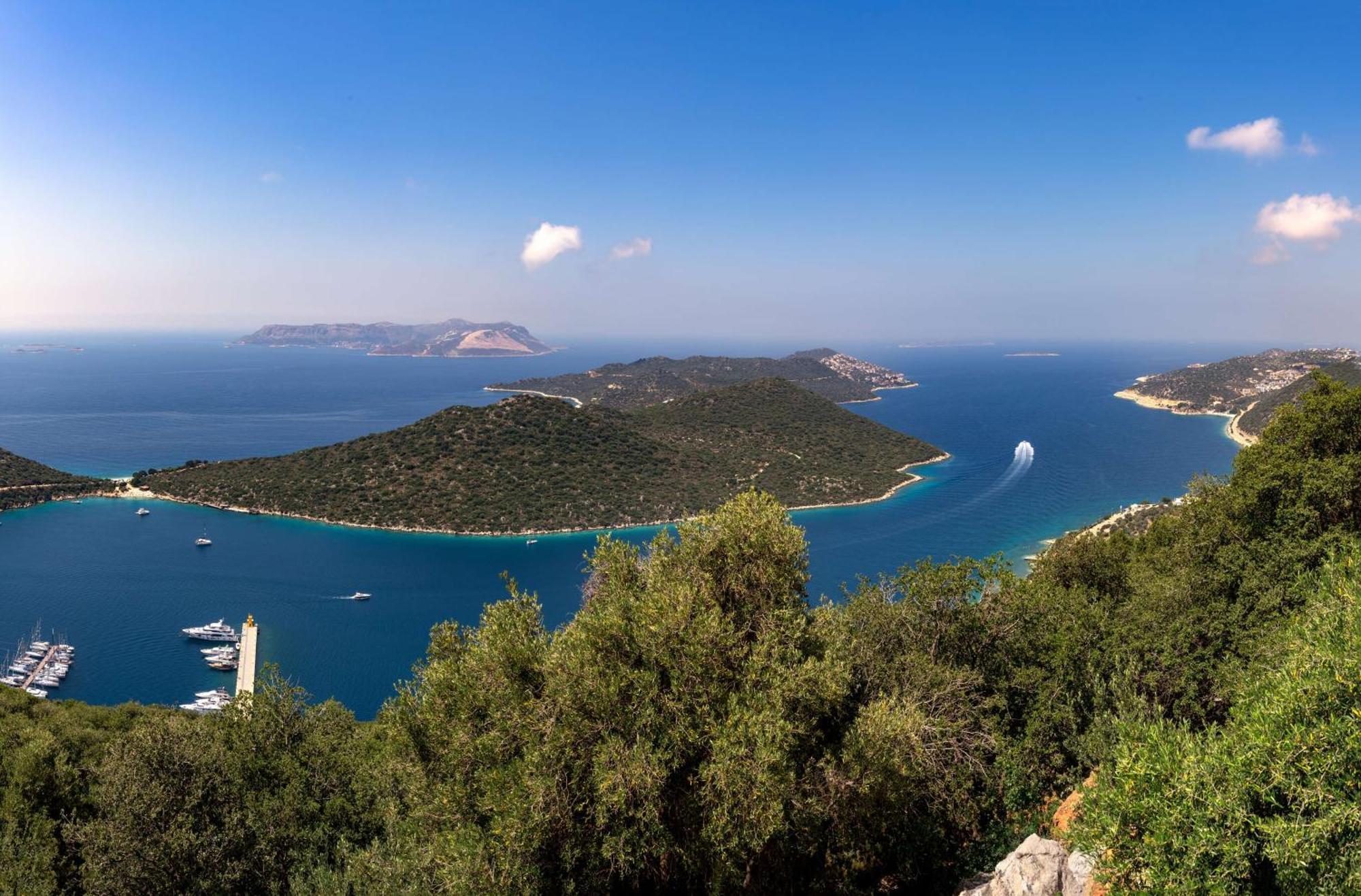 Radisson Blu Hotel, Kas Exterior photo